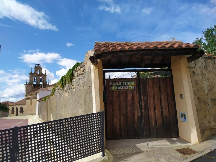 Casa Almenara Villa Almenara de Tormes Exterior photo